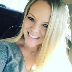 Meet your Posher, Carrie